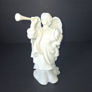 Avon Nativity Collectibles Angel Figurine Gabriel Blowing His Horn